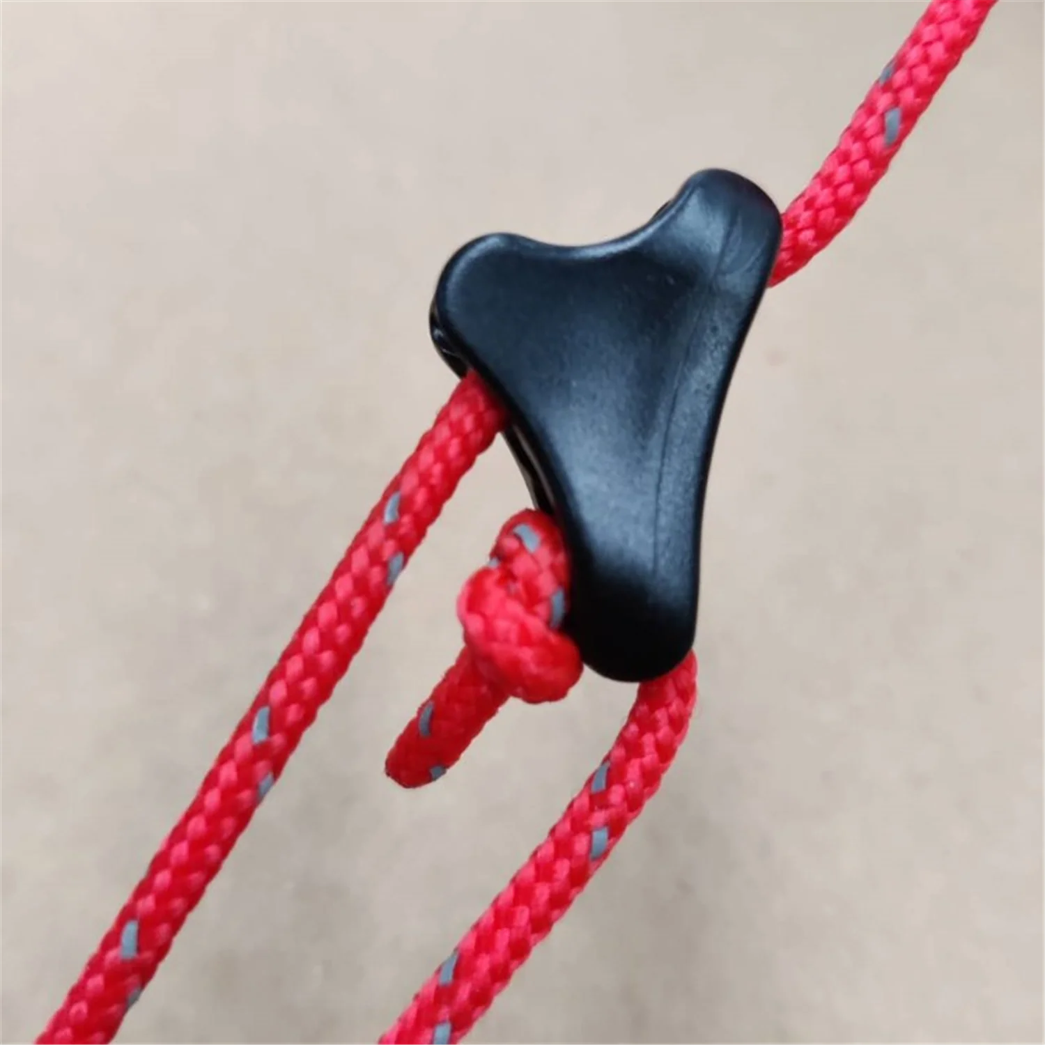 Orson Triangle Tensioner For 2-3mm Guy Rope - 10 Pack - Image 2